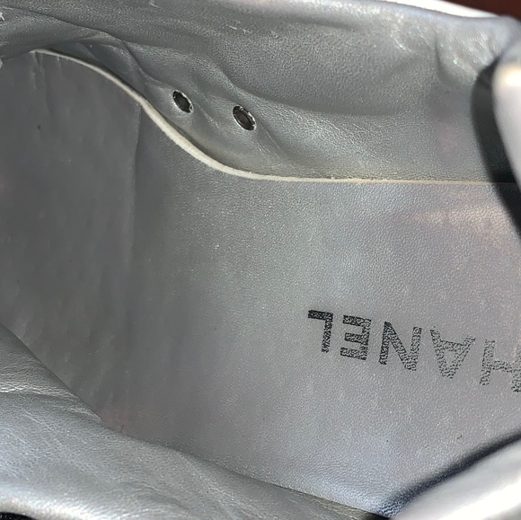 100% authentic Chanel tennis shoes - Picture 6 of 7